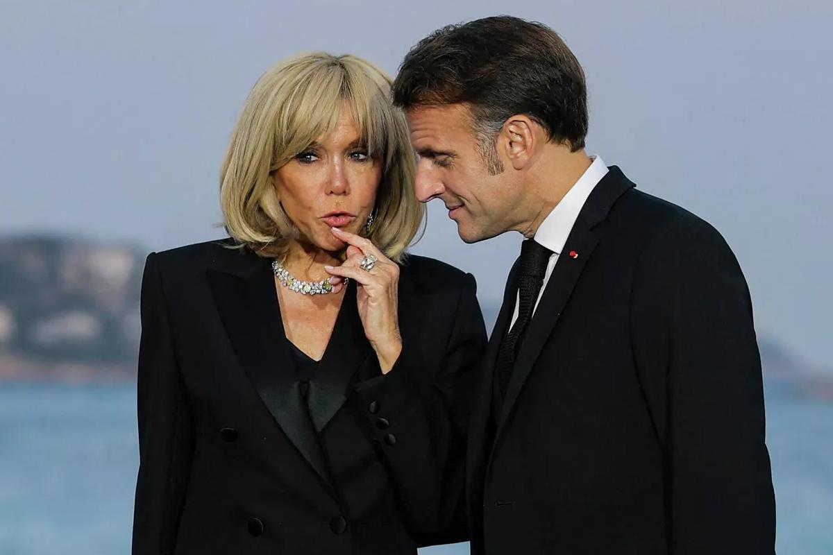 Журналистка Оуэнс заявила, что Макрон предлагал Трампу мир на Украине в обмен на молчание о его жене