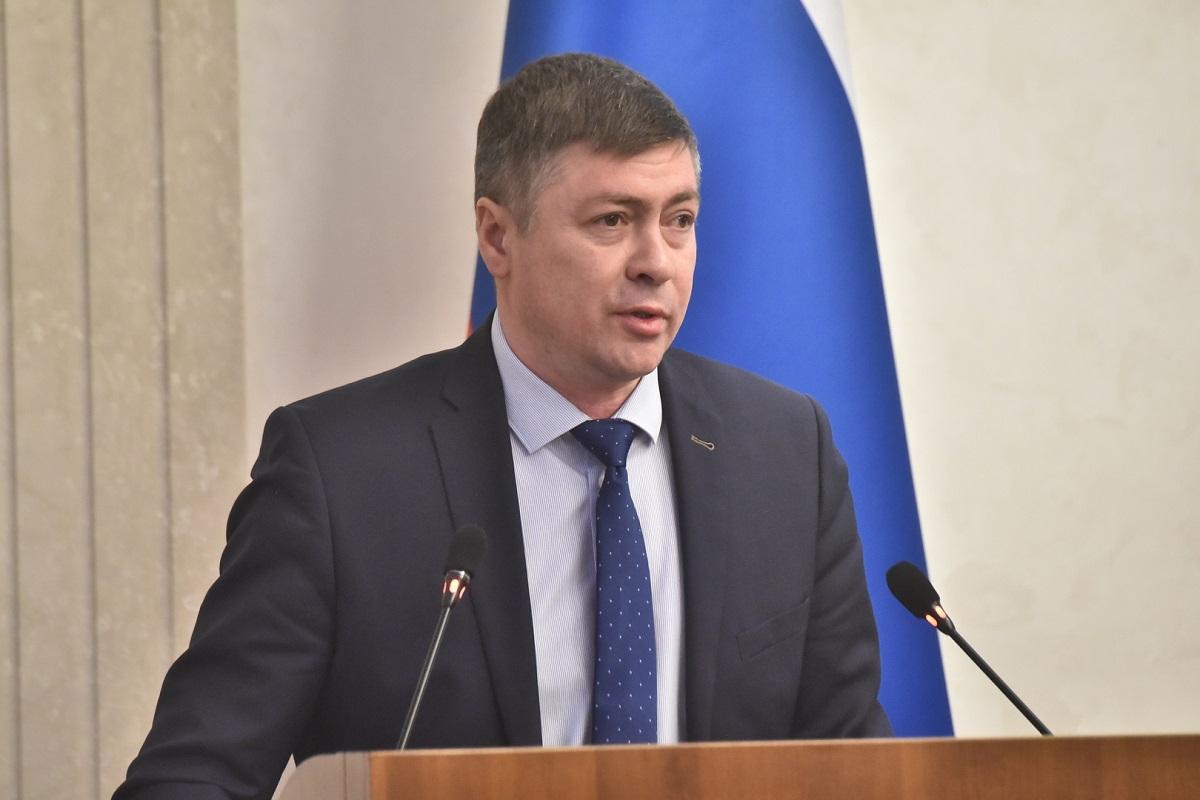 Министр спорта НСО Сергей Ахапов прокомментировал санкции в отношении  «Сибири», назвав ситуацию неоднозначной