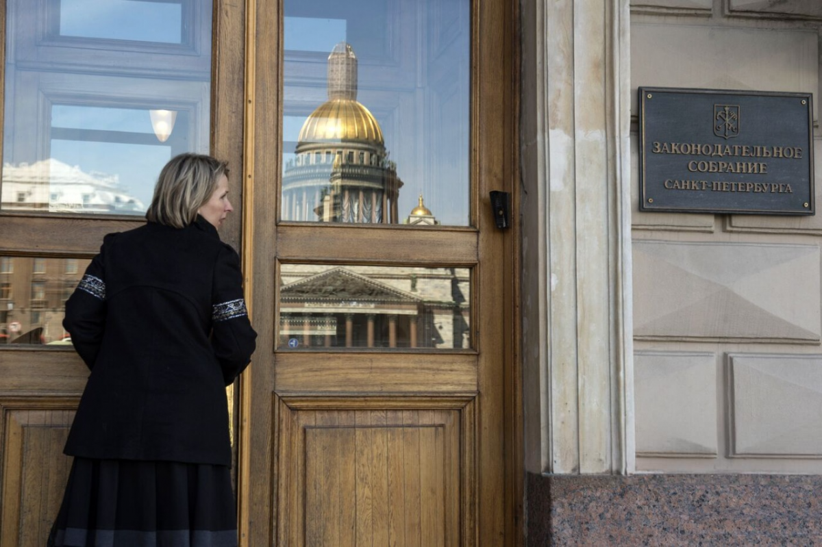 ЗакС Петербурга одобрил санкции за склонение к искусственному прерыванию беременности, следуя примеру Вологодской области
