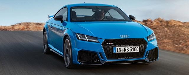 Audi обновила внешность купе и родстера TT RS