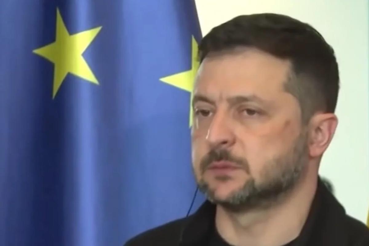 Нарколог объяснил синяк на лице Зеленского в Берлине