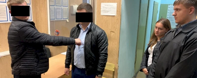 В Екатеринбурге полицейский осужден за превышение должностных полномочий