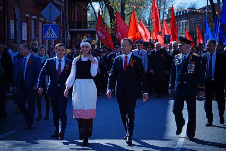 Сергей Ерощенко поздравил гостей и участников Парада Победы в Иркутске