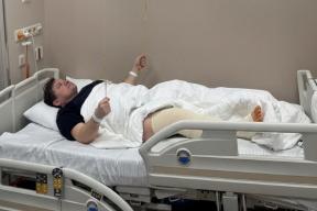 Ноги не ходят: Андрей Гайдулян опубликовал снимки из больничной палаты