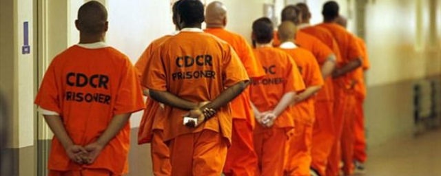 Калифорнийские заключенные получили миллиард долларов в качестве пособий по безработице