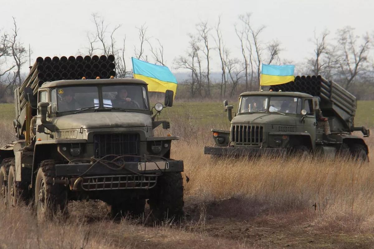 Украинские войска не применяют поставленную НАТО технику в Днепропетровской области