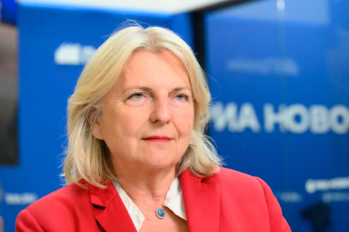 Экс-глава МИД Австрии Кнайсль назвала диалог с Киевом уступкой со стороны России