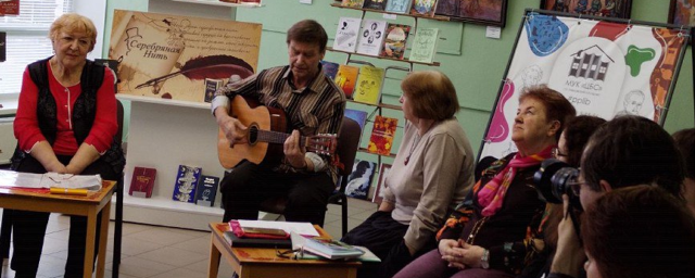 В Павловском Посаде День поэзии отметили стихами и музыкой