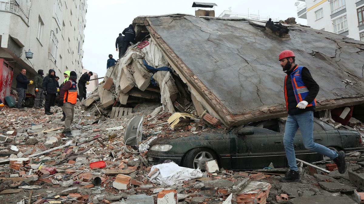 Очаг нового землетрясения в центральной Турции был на глубине 10 км