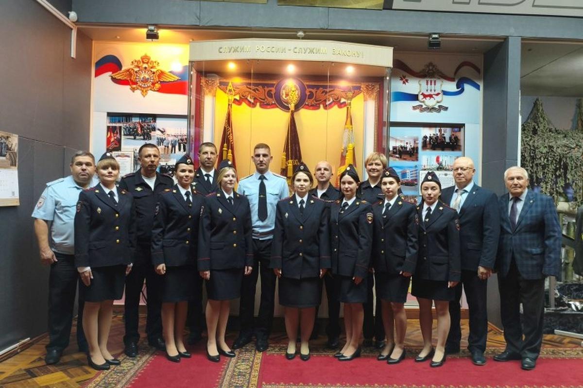 В Мордовии семерым девушкам присвоили звания офицеров полиции