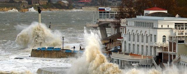 Синоптики сообщили о приближении урагана к Севастополю
