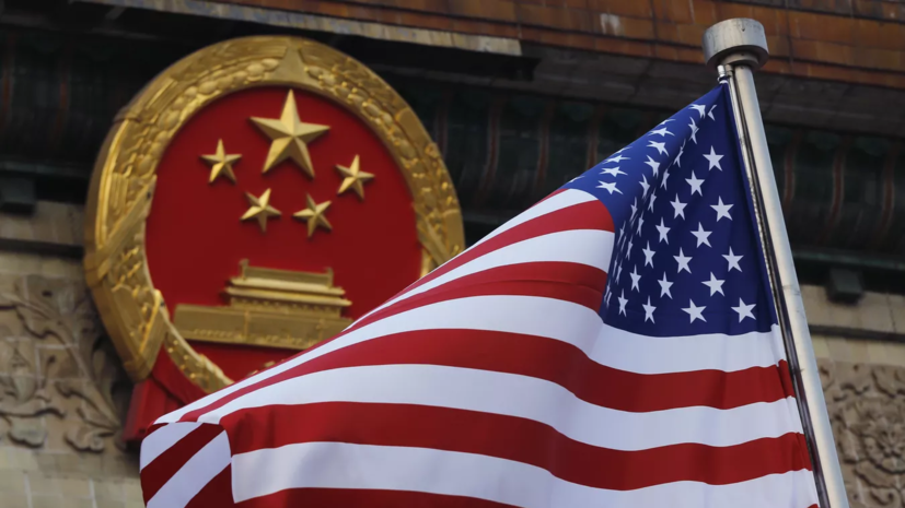 Китай применил санкции к ряду американских компаний из-за продаж оружия Тайваню