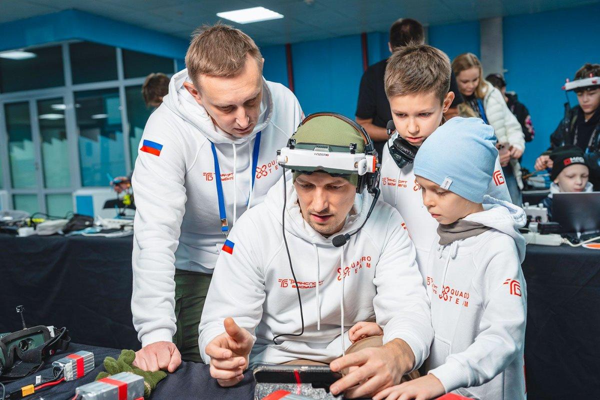 Сотни российских компаний представят свои разработки на форуме беспилотных систем в Москве