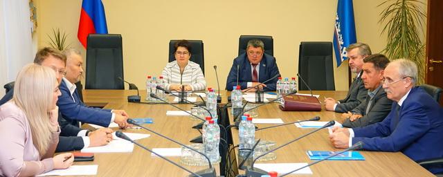 Ямальские законодатели утвердили повестку очередного заседания окружного парламента