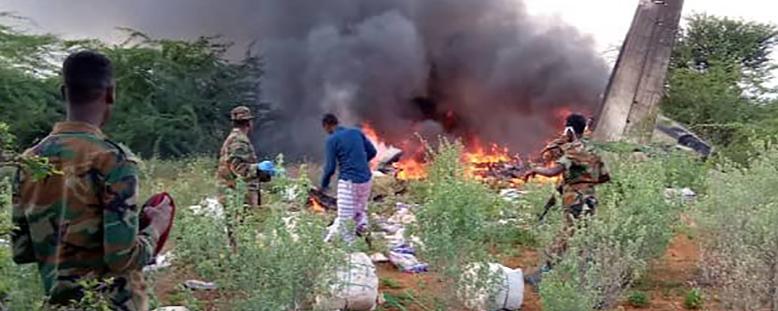 Шесть человек стали жертвами крушения самолета с гумпомощью в Сомали