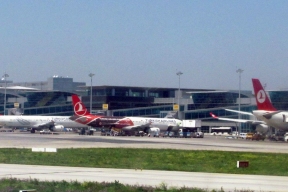 Российских туристов доставляют в аэропорт Антальи из других городов