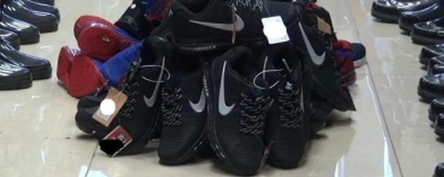 В ТЦ Бийска полиция изъяла 500 пар контрафактных кроссовок