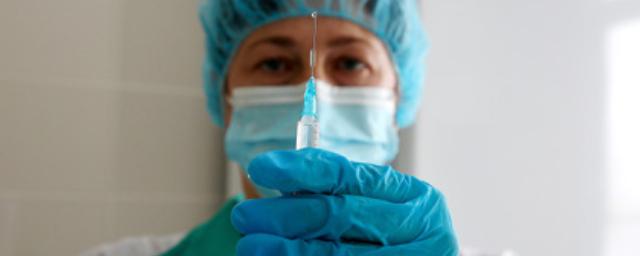 В Бердске за два дня вакцинировали от коронавируса 65 человек