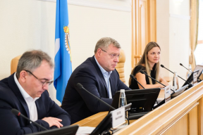 Губернатор Игорь Бабушкин провёл первое организационное совещание с наставниками кадровой программы Астраханской области «Победоносец»