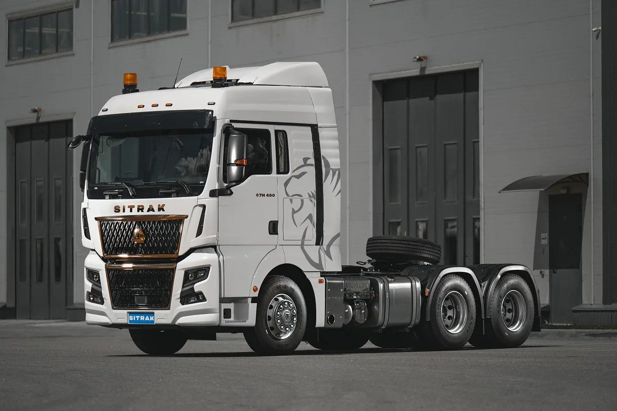 Ввоз новых грузовиков в РФ резко упал