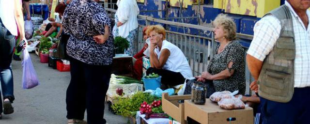 Новосибирских придорожных торговцев оштрафовали на 1,5 млн рублей