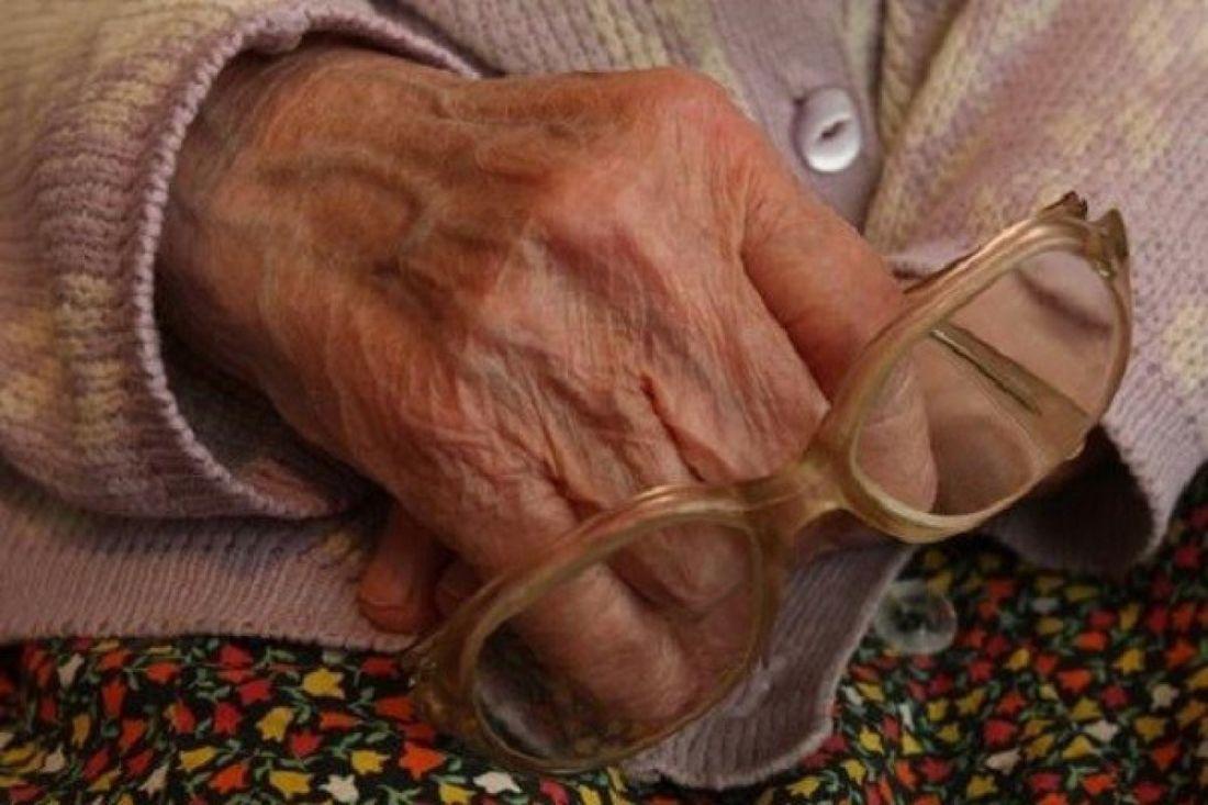 25-летняя экс-модель из Петербурга пробила голову своей 81-летней бабушке