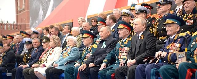 Песков: Путин и иностранные лидеры будут наблюдать за парадом Победы с трибуны