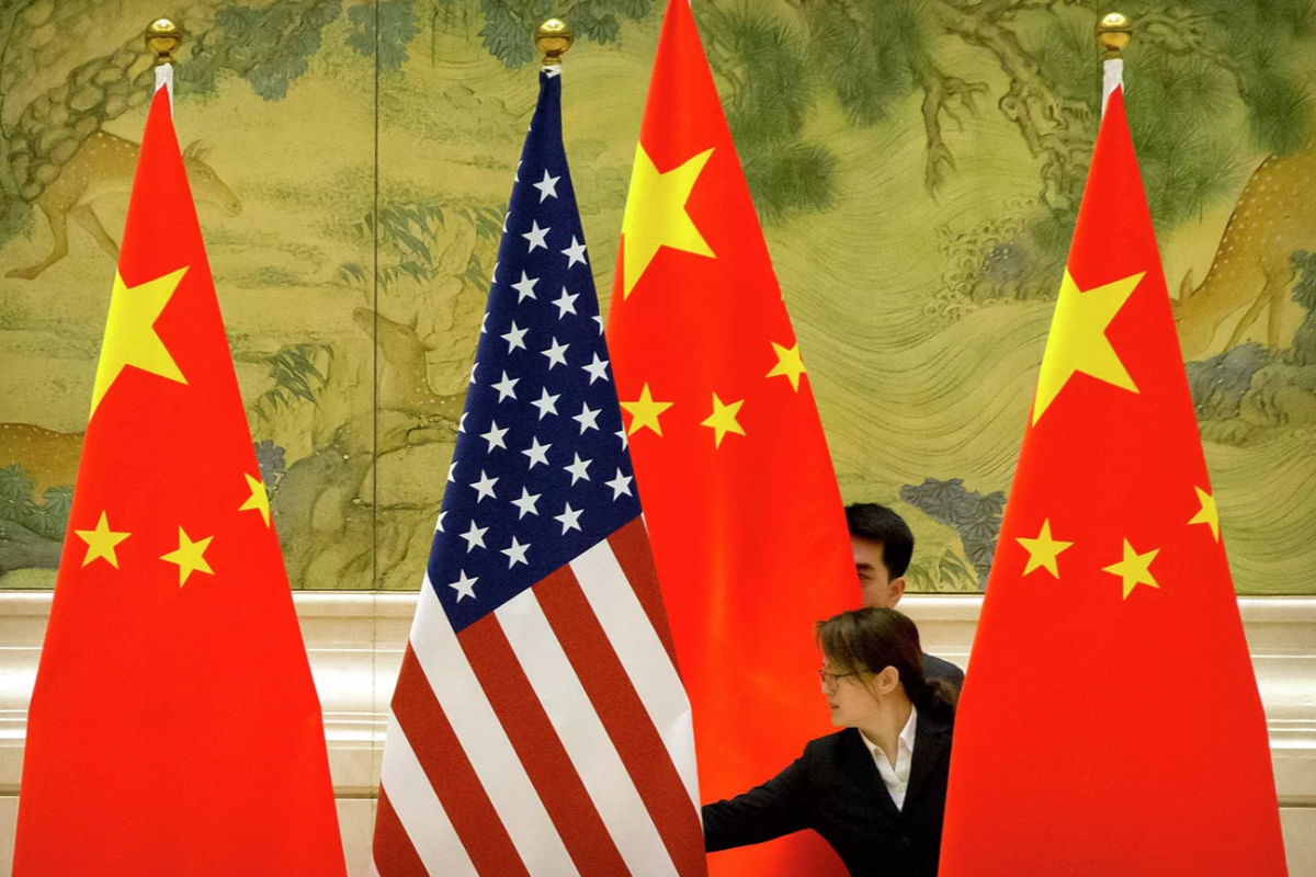 Китай пригрозил ответными мерами на введение пошлин из-за импорт российской нефти