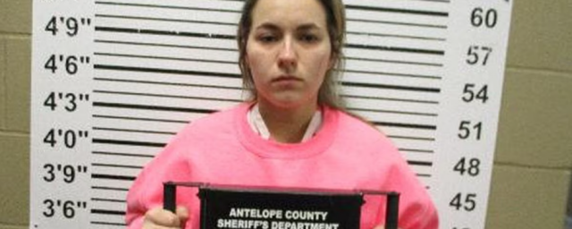 В США учительницу арестовали за секс с 17-летним учеником