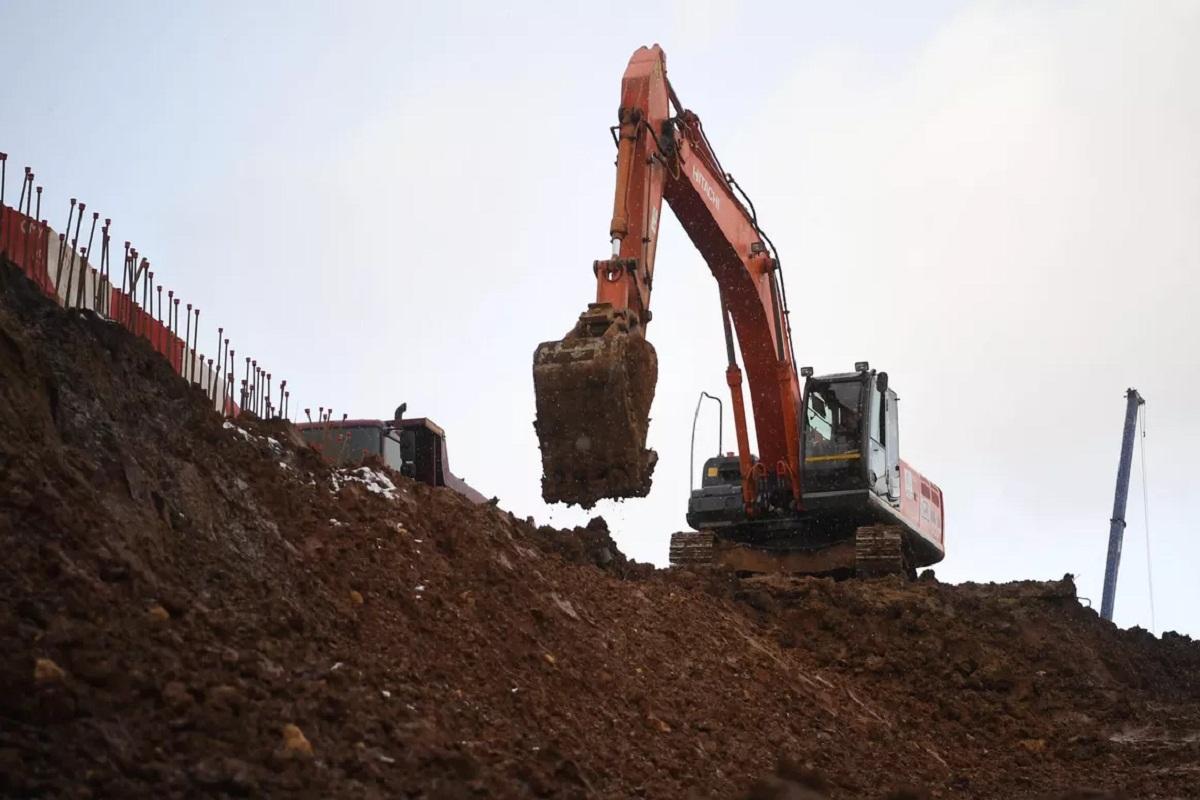 У метро «Студенческая» в Новосибирске началось строительство башен-близнецов