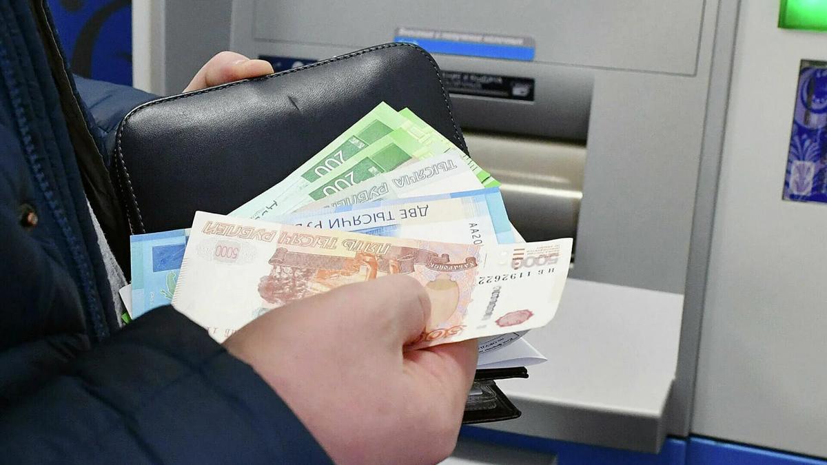 Выплаты увеличены: с 1 мая вступили в силу изменения в мерах поддержки россиян