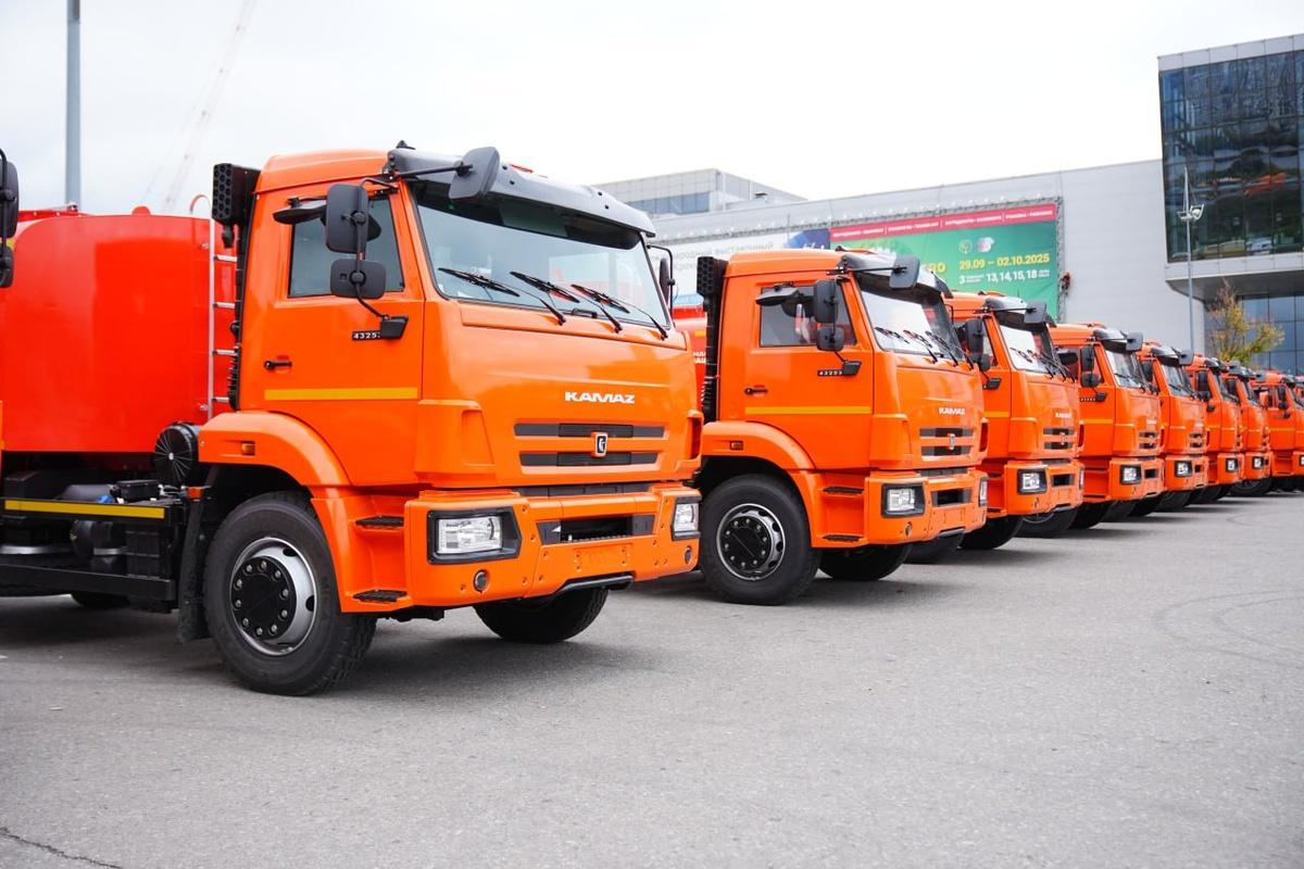 Андрей Воробьев: Более 350 единиц коммунальной техники пополнят автопарк Подмосковья до конца года