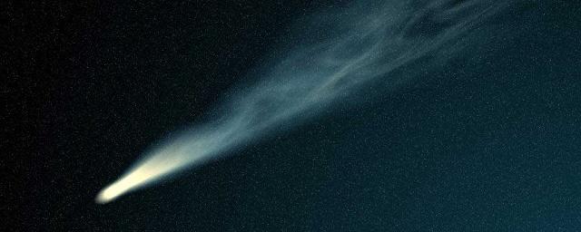 Ученые обнаружили комету, «изучающую» Землю