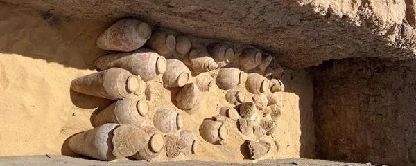 В Египте археологи обнаружили кувшины с вином, которым 5000 лет