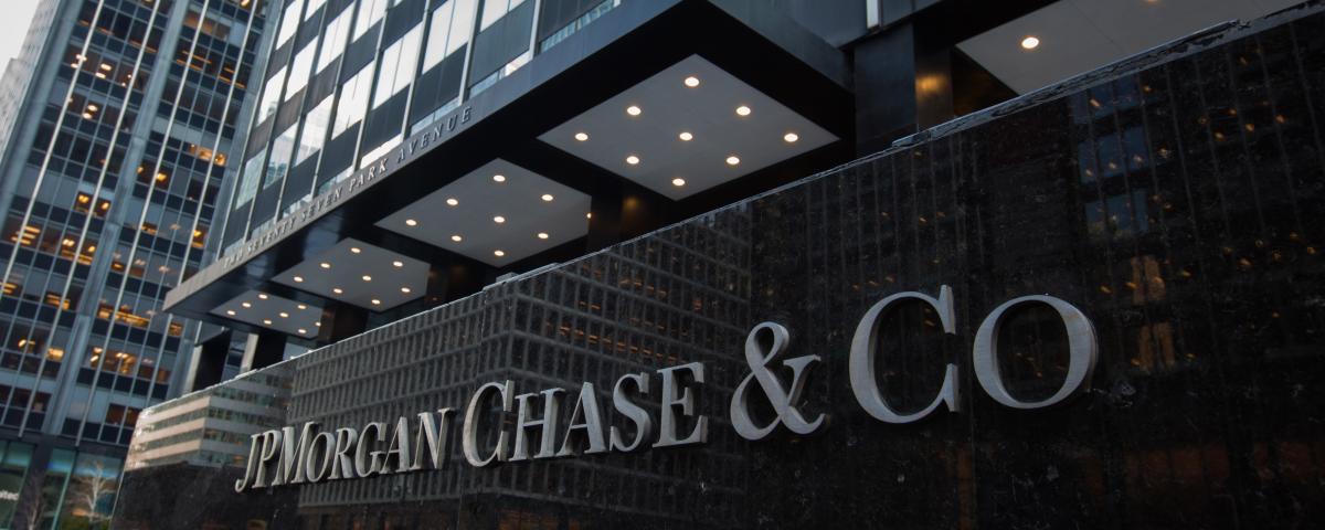 JPMorgan выплатит $290 млн жертвам насилия финансиста Эпштейна