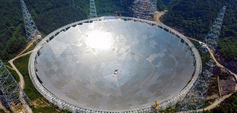 В КНР из-за крупнейшего в мире телескопа переселят 8 тысяч человек