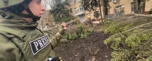 Украинские националисты нанесли удар по Кировскому району Донецка