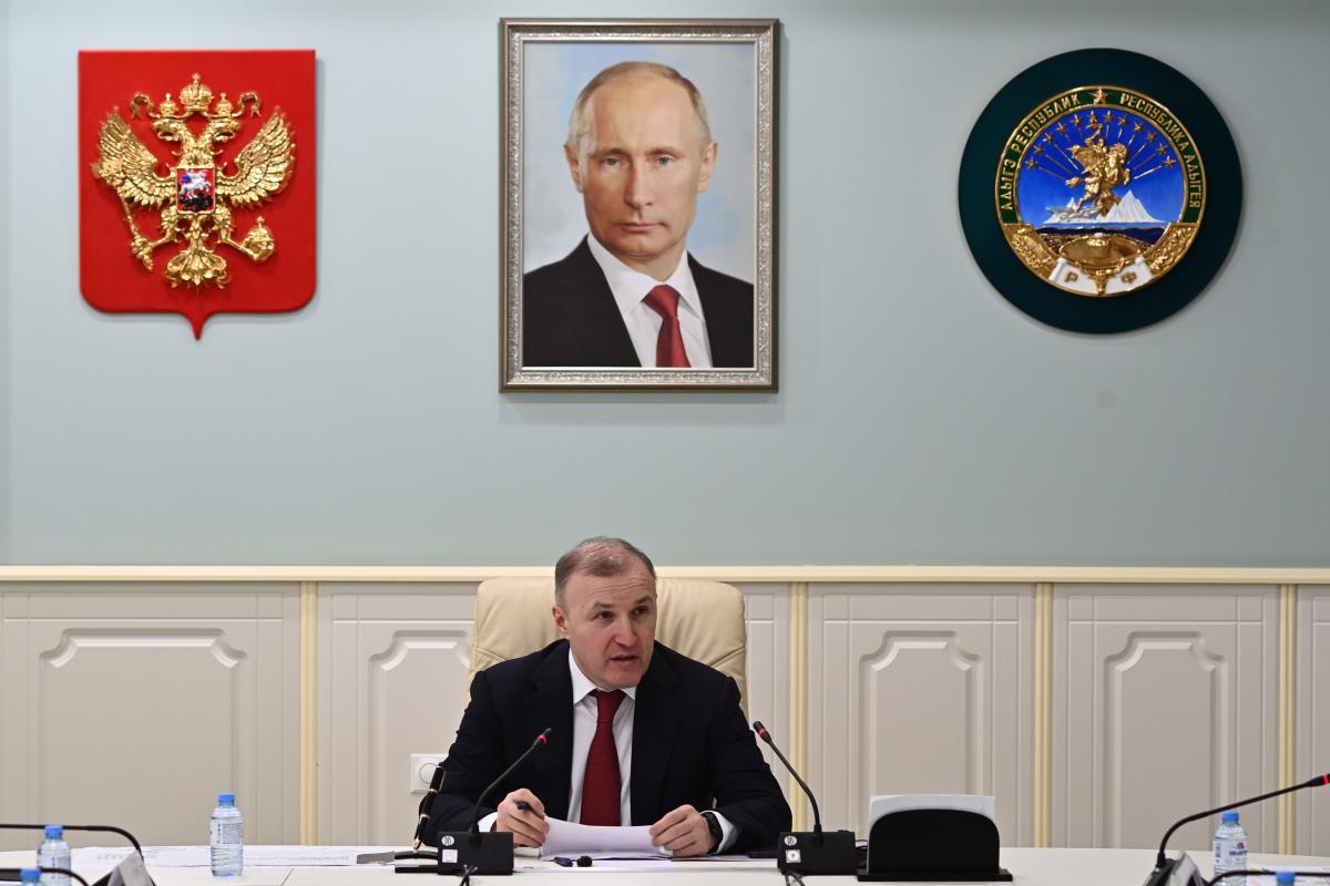 Глава Адыгеи Мурат Кумпилов: В рамках комплексного озеленения в Майкопе высадят тысячи деревьев