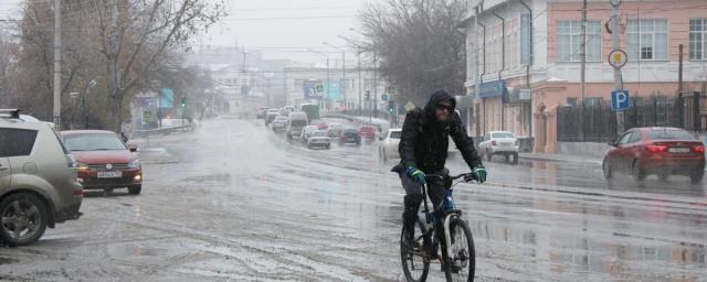 Астраханцев накроет штормовой ветер с морозом 12 января