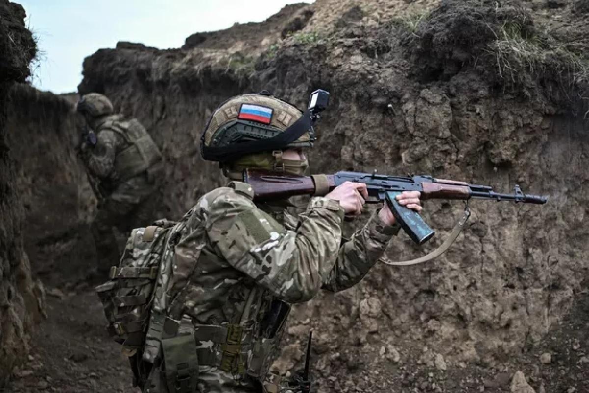 Штурмовик группировки «Днепр» ВС России уничтожил позицию украинских боевиков в Запорожской области