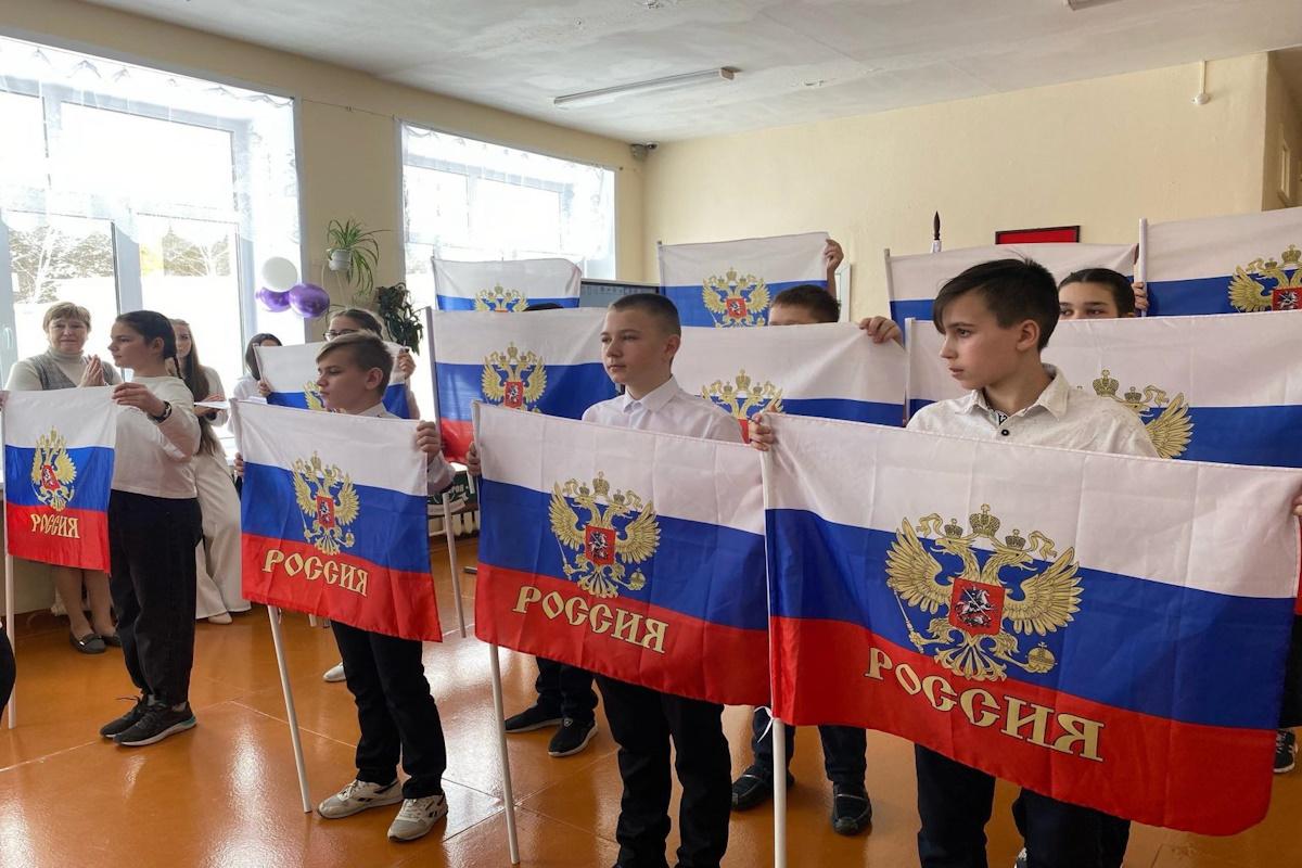 Примкнувшие к «Движению первых» школьники и молодежь Коврова стали активными волонтерами