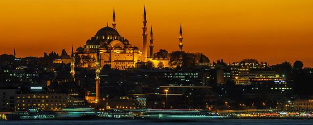 Стамбул стал самым популярным зарубежным городом для отдыха российских туристов зимой 2023 года
