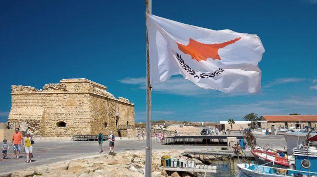 Власти Кипра с 1 июня отменяют требования о наличии у туристов ПЦР-тестов и ковид-сертификатов
