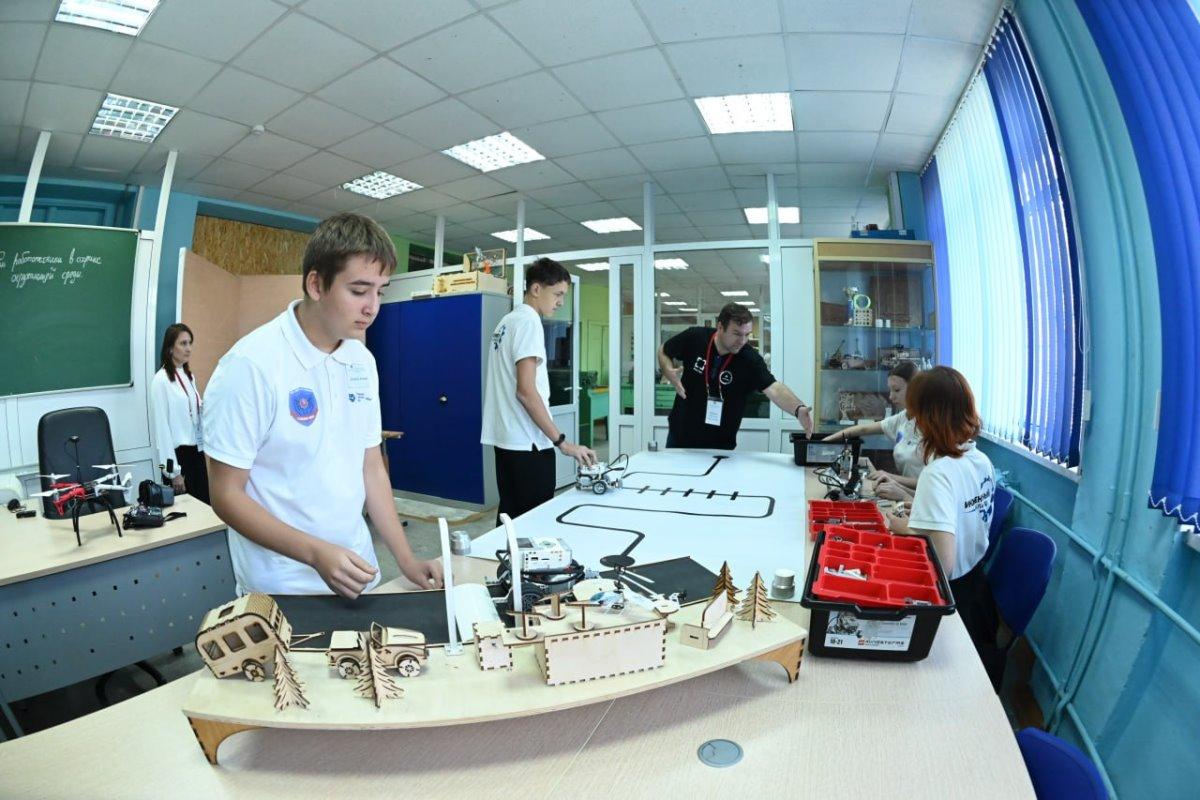 В Челябинской области более 2,5 тысячи школьников зачислены в инженерные классы