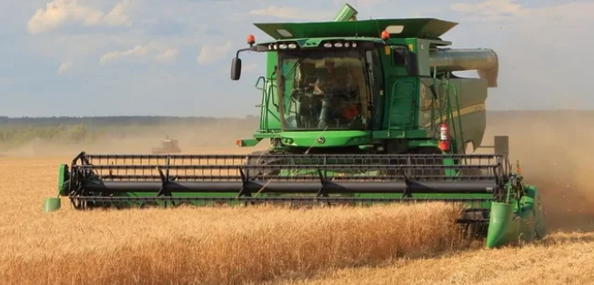 На Алтае аграрии собрали с полей 4,2 млн тонн зерна