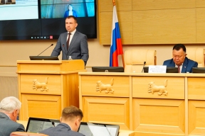 Спикер Заксобрания Иркутской области Александр Ведерников: Штрафы за продажу топлива подросткам помогут снизить аварийность в Приангарье