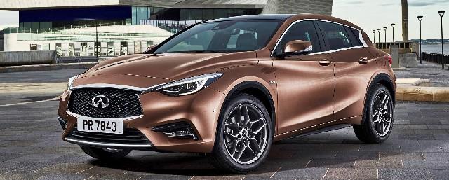 Infiniti начал поставлять клиентам новый хэтчбек Q30