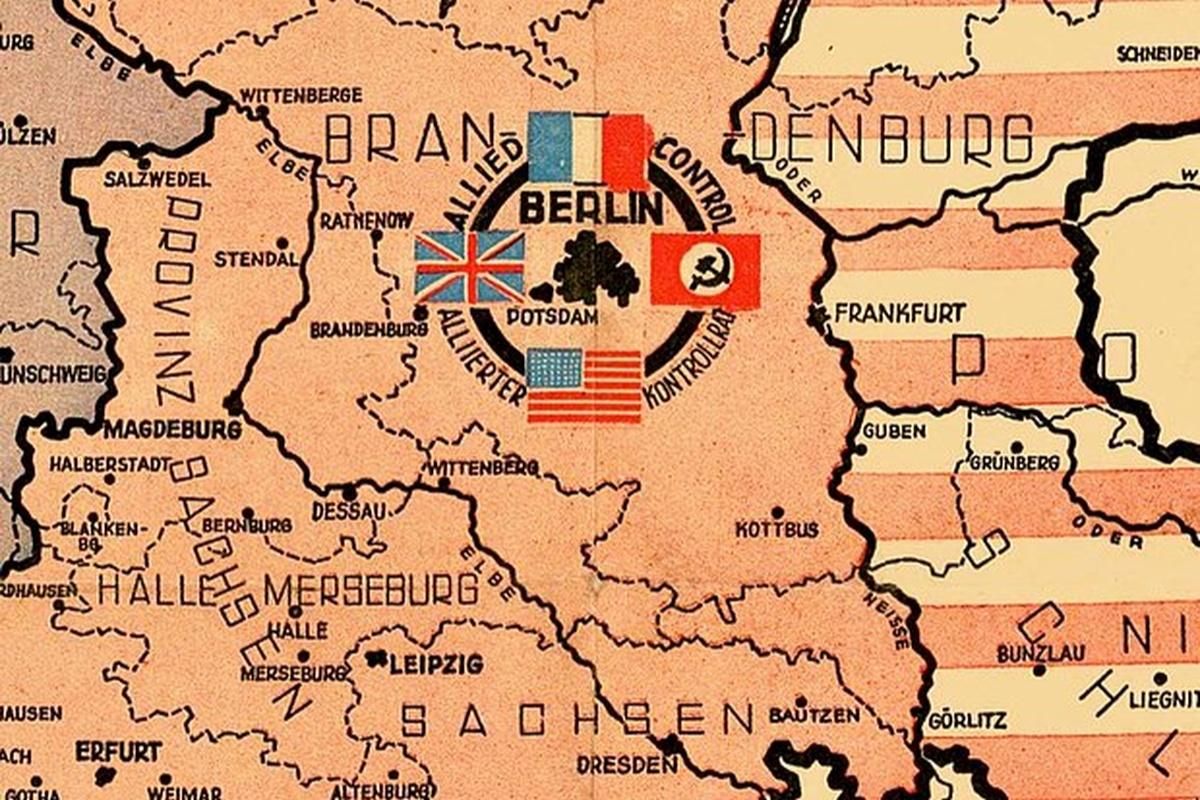 Посольство ФРГ в Москве оскорбило флаг СССР