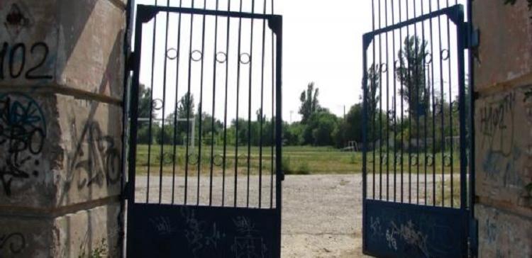 В Волгограде стадион «Пищевик» вернули в муниципальную собственность