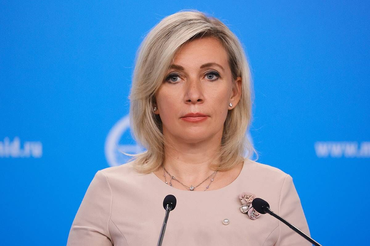 Захарова рекомендовала Бербок купить жвачку после ее слов о втягивании НАТО в войну